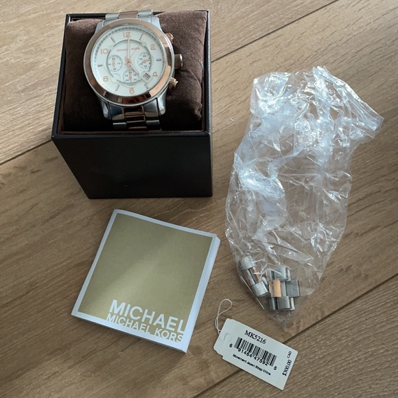 Michael Kira Rose Gold/Silver Watch. - Picture 6 of 6